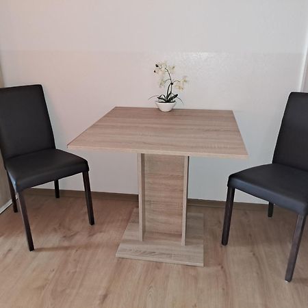 Studio Apartments Maslinik Đảo Krk Ngoại thất bức ảnh