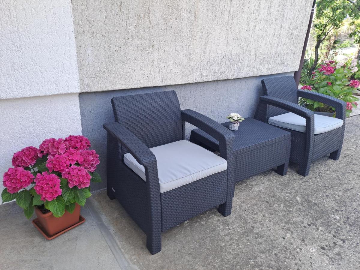 Studio Apartments Maslinik Đảo Krk Ngoại thất bức ảnh