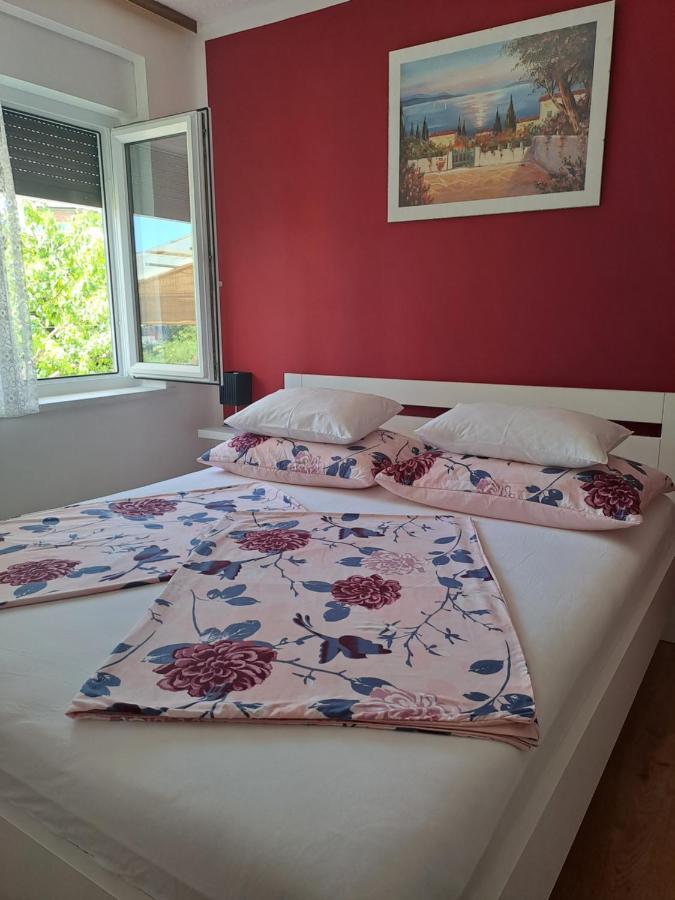 Studio Apartments Maslinik Đảo Krk Ngoại thất bức ảnh